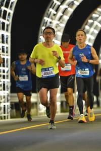 BIB: 210, 42790, 40666, 060, 40094, 1463
                            <button type="button" onclick="openModal(19893207)" class="btn btn-primary btn-sm float-right btn-popup" data-toggle="modal" data-target=".modal-high-quality">
                        <i class="fas fa-shopping-cart"></i> Add to Cart
                    </button>
                                            <button type="button" onclick="isThisMe(19893207, true)" class="btn btn-success btn-sm float-right btn-popup btn-isme hidden" data-toggle="tooltip" data-placement="bottom" title="นี่คือรูปของคุณใช่ไหม คลิกที่นี่เพื่อเอาเข้าอัลบั้ม">
                        <i class="fas fa-plus"></i> Add to album
                    </button>
                    <button type="button" onclick="isThisMe(19893207, false)" class="btn btn-warning btn-sm float-right btn-popup btn-isnotme hidden">
                        <i class="fas fa-ban"></i> Remove from album
                    </button>